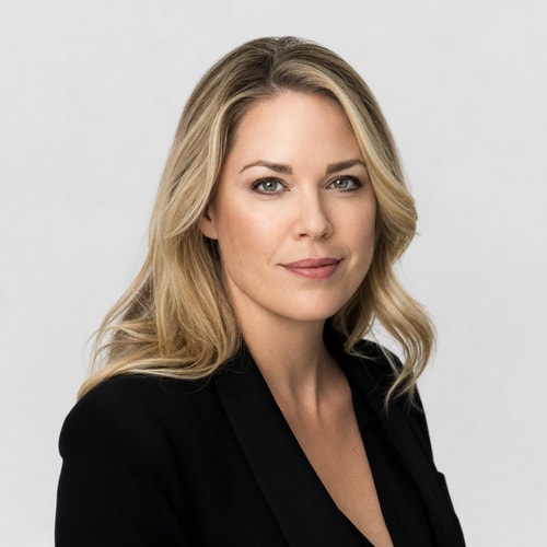 Gillian Flynn
